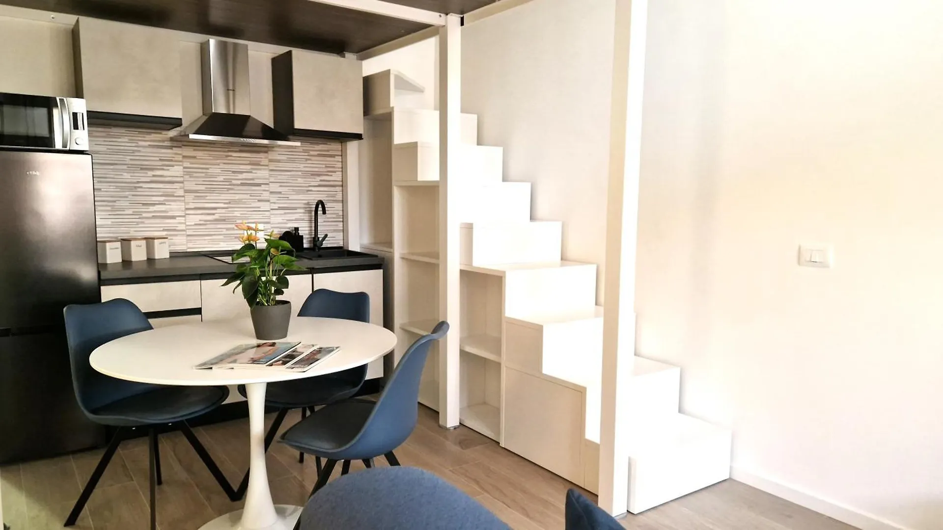 Appartamento Fantastic Loft Famagosta Parkingnetflix Milano